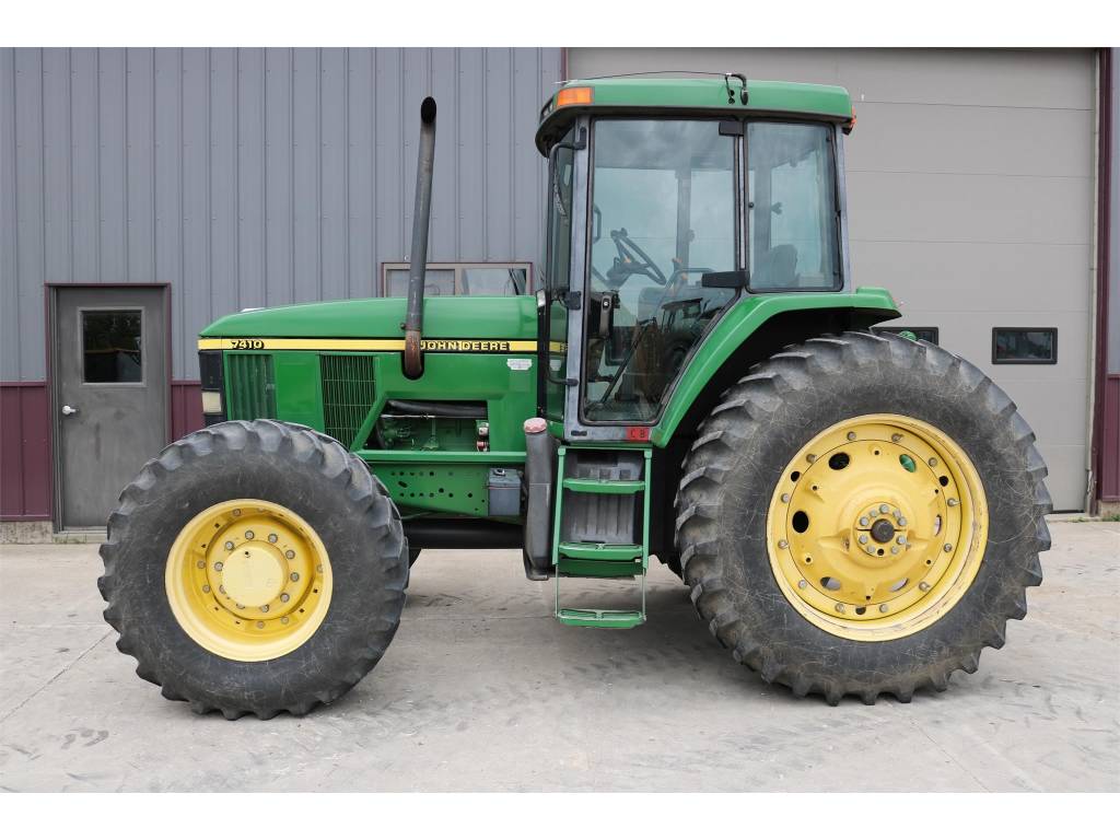 5daf15fc2d9f785e9018a458.jpg