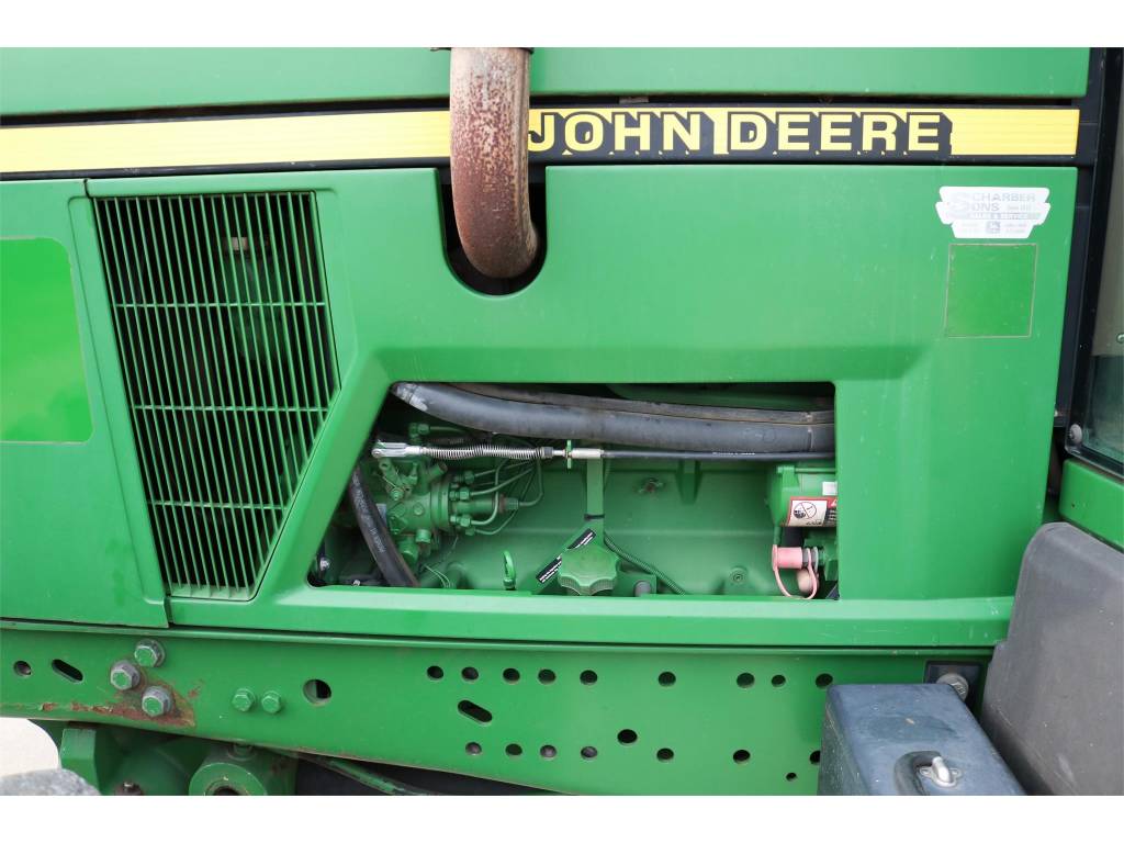 5daf15fe2d9f785e9018a460.jpg