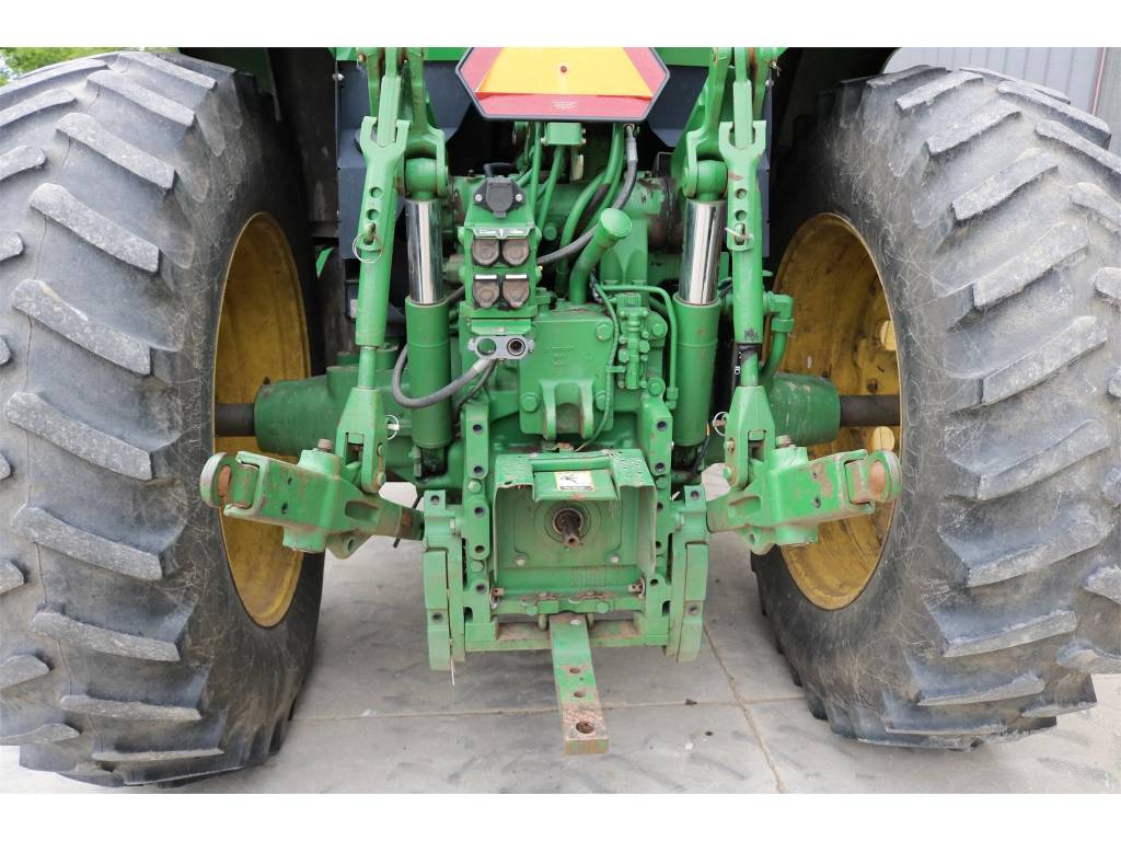 5daf16002d9f785e9018a468.jpg