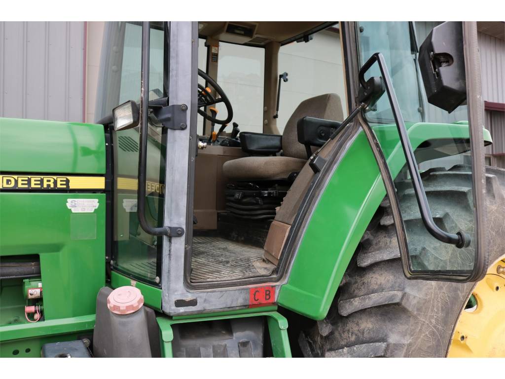 5daf16052d9f785e9018a47c.jpg