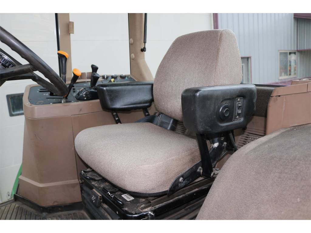 5daf16072d9f785e9018a481.jpg