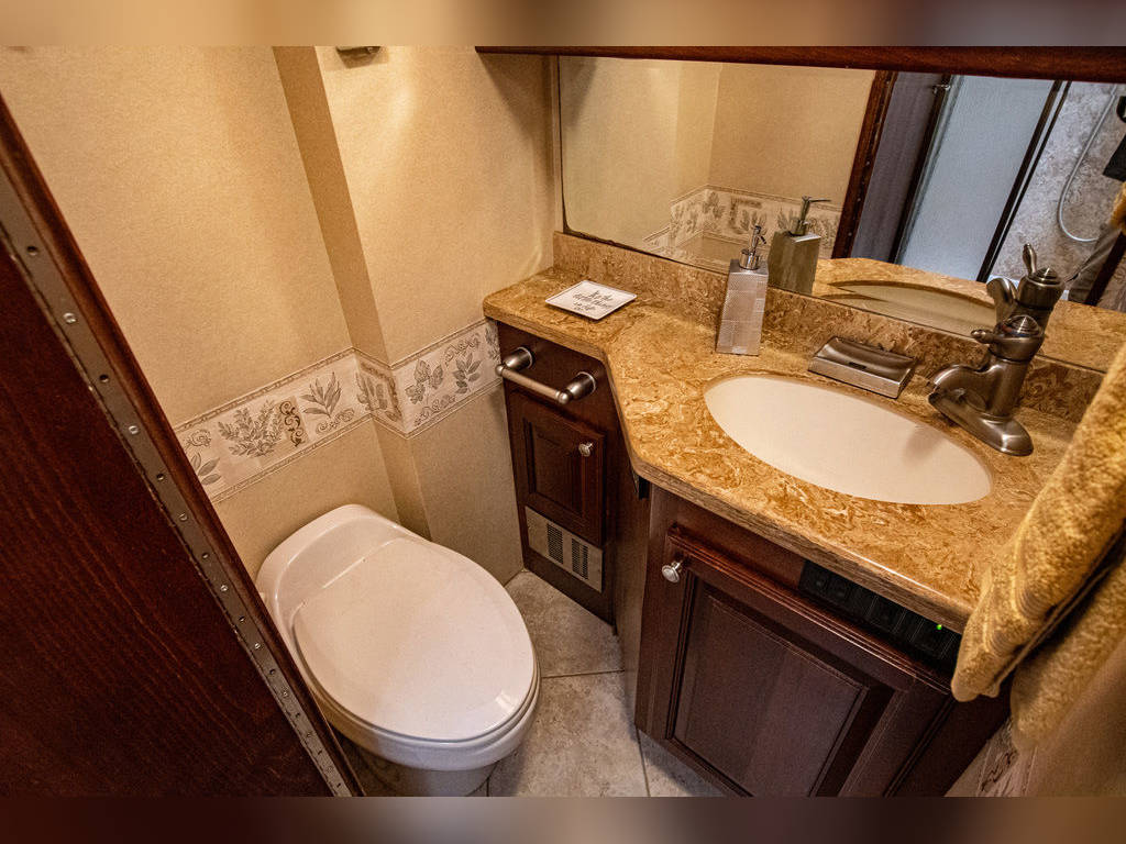 6169034cad56cd670d25258f.jpg
